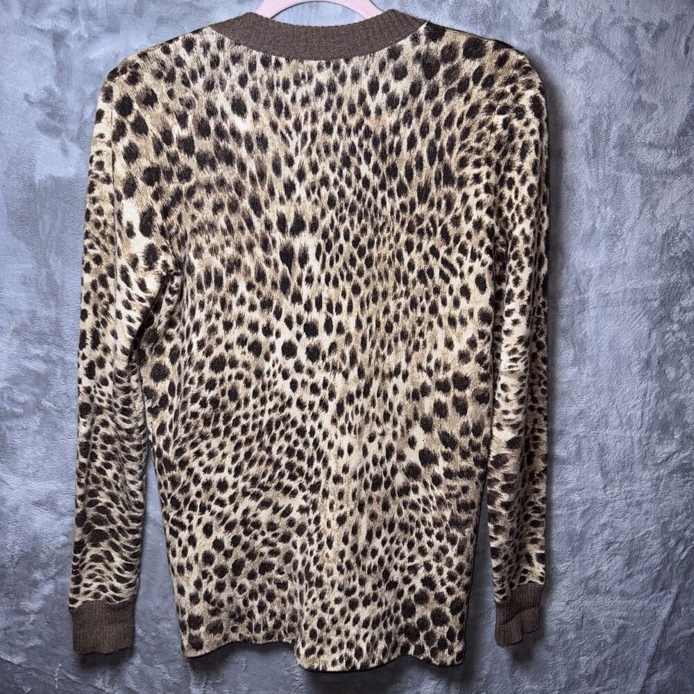 J. Mclaughlin Women's Cheetah Print Cardigan Swea… - image 2